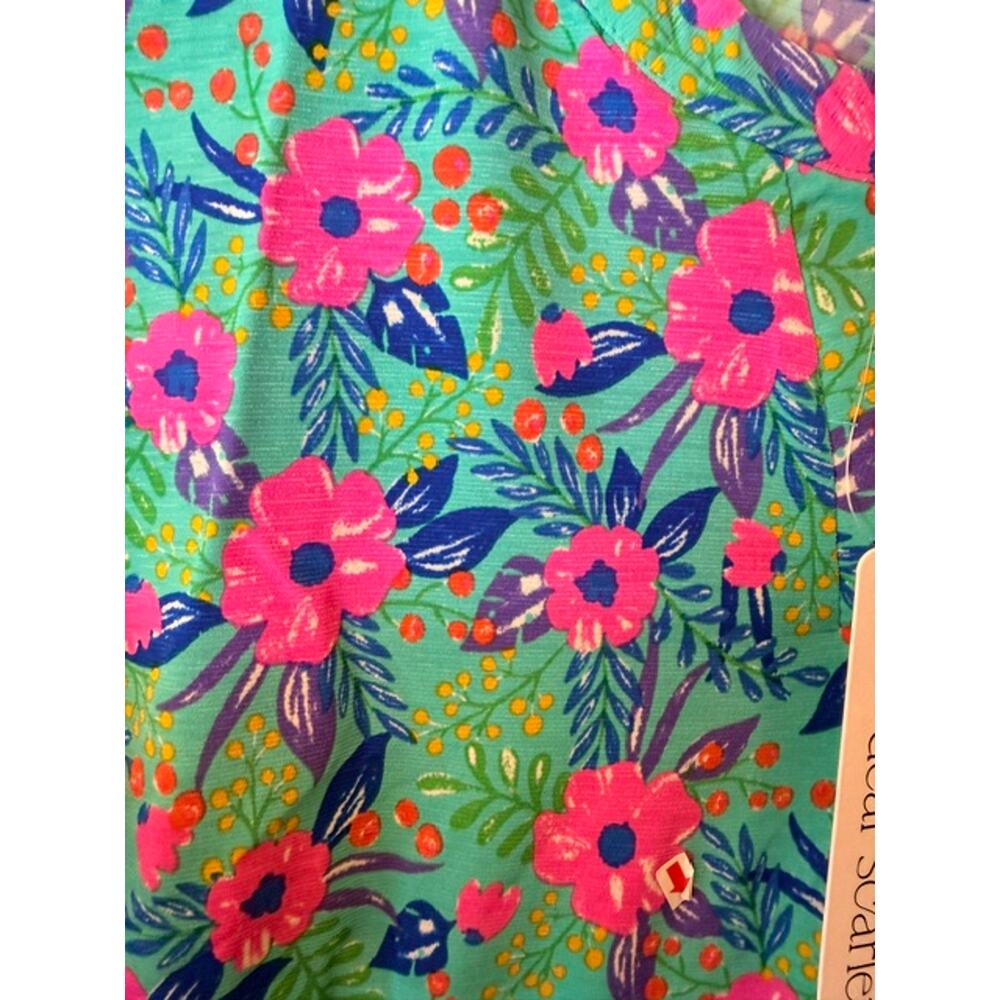 Dear Scarlett - Green Floral Lizzy Short Sleeve Tab Blouse - Large - Picture 6 of 6